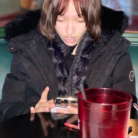 UGG Adirondack 3 in 1 Waterproof Down Parka. Women's Size Medium, Black - Picture 3 of 14